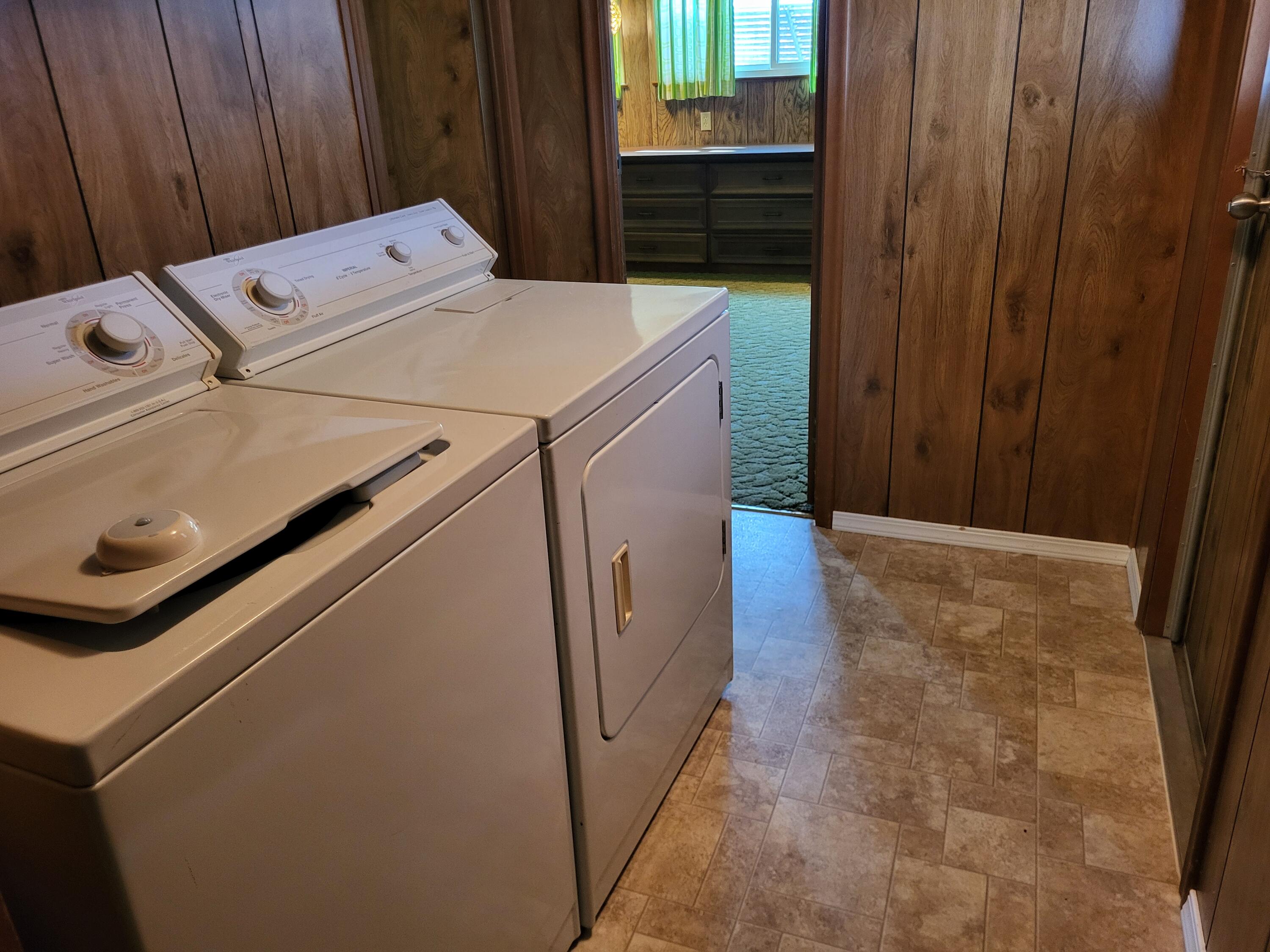 6901 Old Stage Road, Unit 11 Central Point, OR 97502 - Photo 7 of 22 20251031_134436