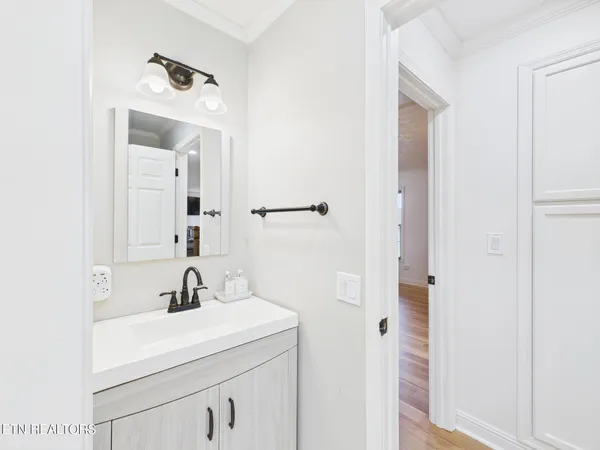 $769,000 | 341 Clearwater Drive, Spring City, TN 37381