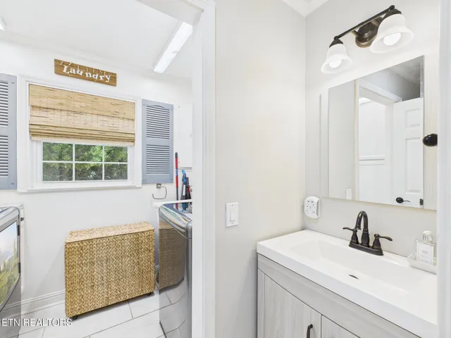 $769,000 | 341 Clearwater Drive, Spring City, TN 37381