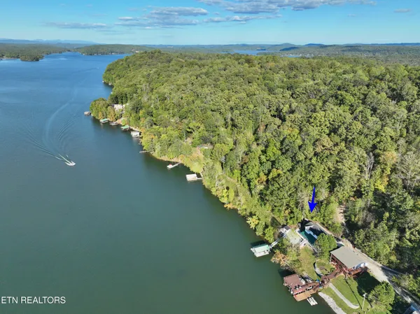 $769,000 | 341 Clearwater Drive, Spring City, TN 37381