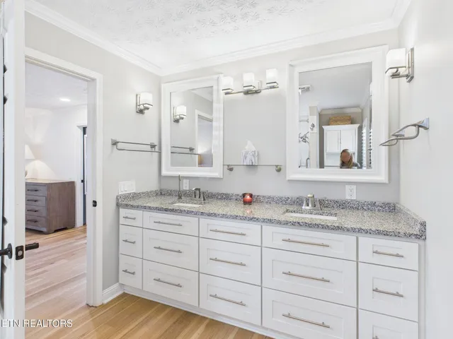 $769,000 | 341 Clearwater Drive, Spring City, TN 37381