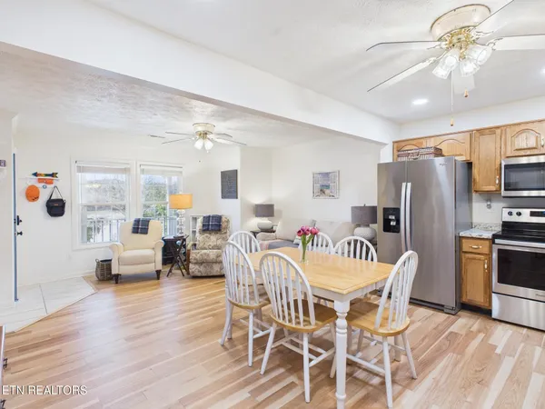 $769,000 | 341 Clearwater Drive, Spring City, TN 37381