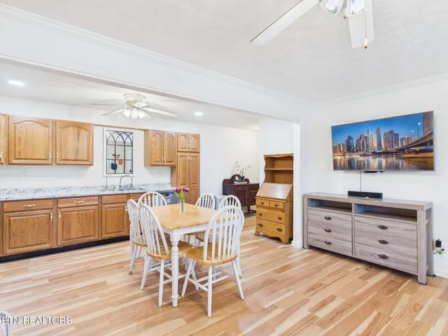 $769,000 | 341 Clearwater Drive, Spring City, TN 37381