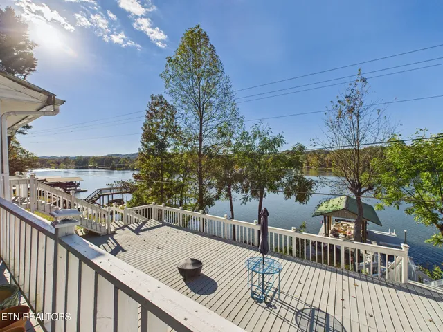 $769,000 | 341 Clearwater Drive, Spring City, TN 37381