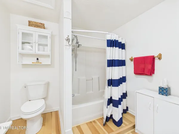 $769,000 | 341 Clearwater Drive, Spring City, TN 37381