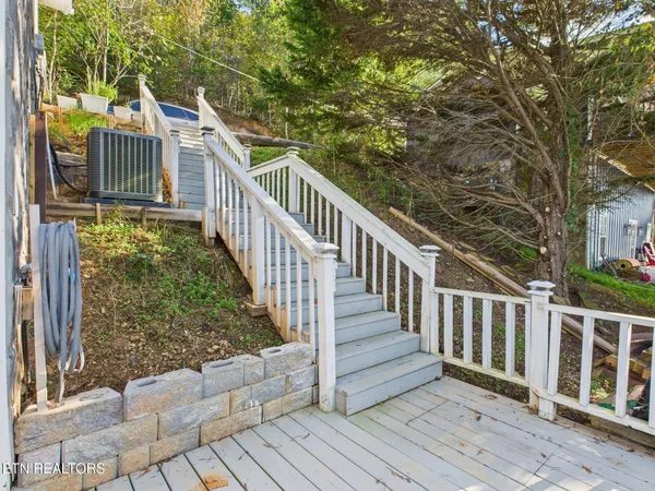 $769,000 | 341 Clearwater Drive, Spring City, TN 37381