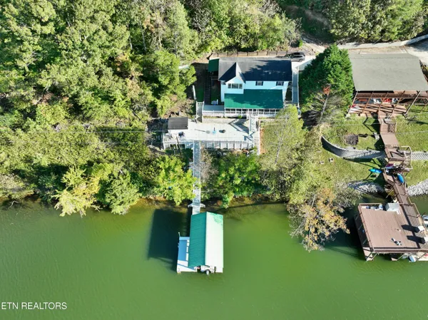$769,000 | 341 Clearwater Drive, Spring City, TN 37381