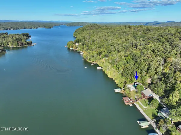 $769,000 | 341 Clearwater Drive, Spring City, TN 37381