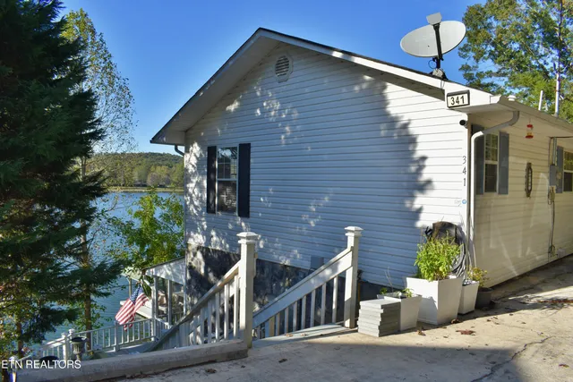$769,000 | 341 Clearwater Drive, Spring City, TN 37381
