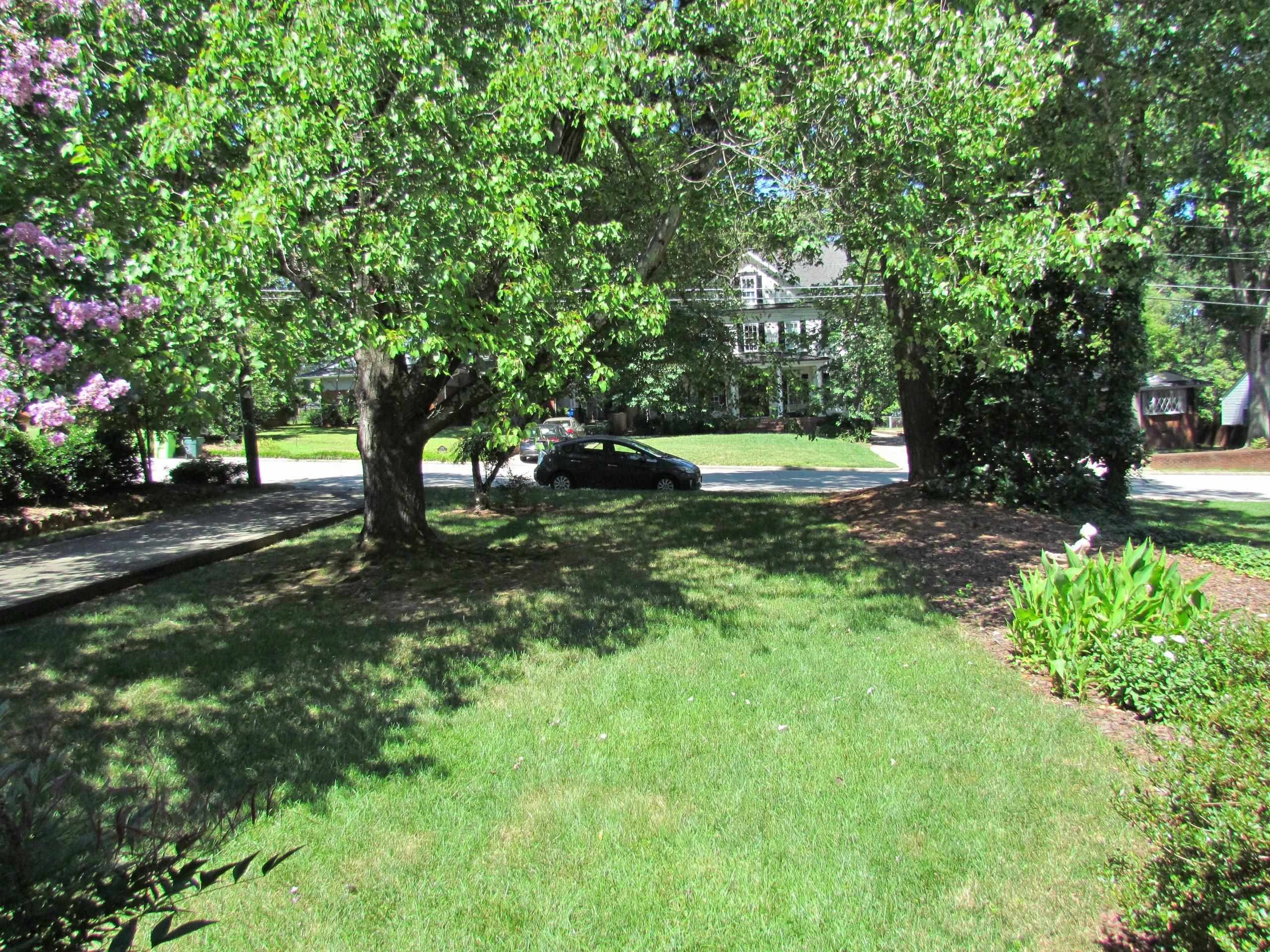 1422 Chester Road Raleigh, NC 27608 - Photo 35 of 47 Front Yard