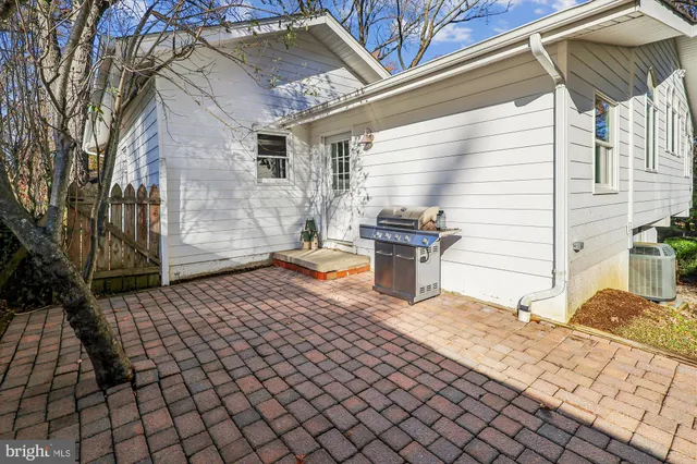 $899,999 | 1913 Dulaney Place, Annapolis, MD 21409