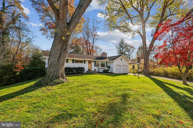 $899,999 | 1913 Dulaney Place, Annapolis, MD 21409