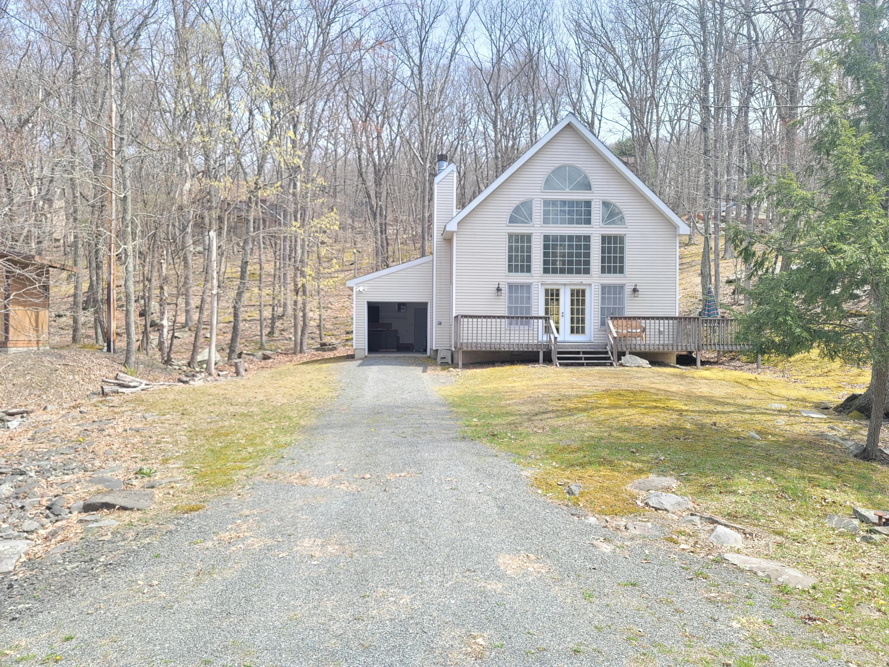 6245 Decker Road Bushkill, PA 18324 - Photo 1 of 45 Front