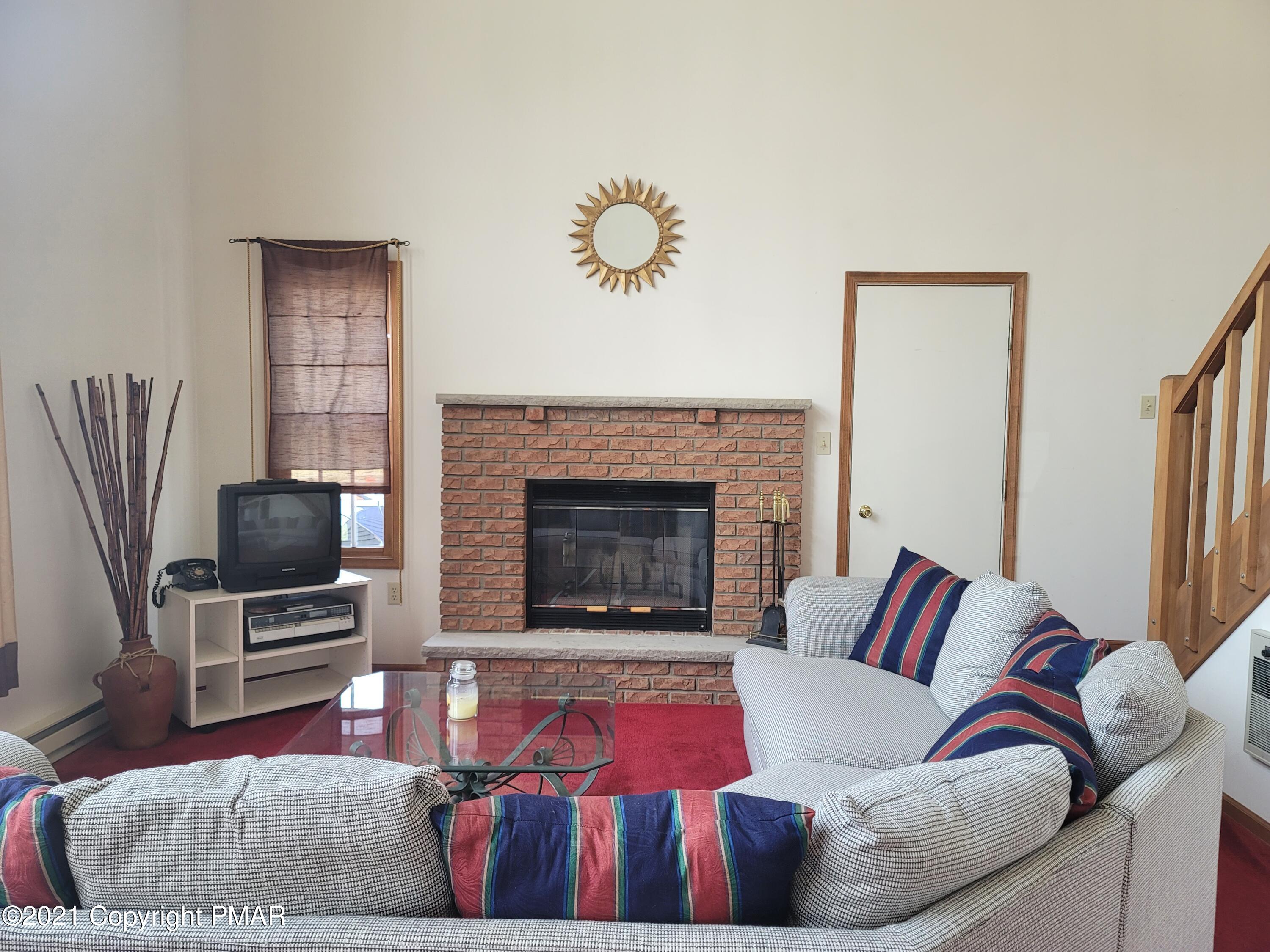 6245 Decker Road Bushkill, PA 18324 - Photo 5 of 45 20210424_133830