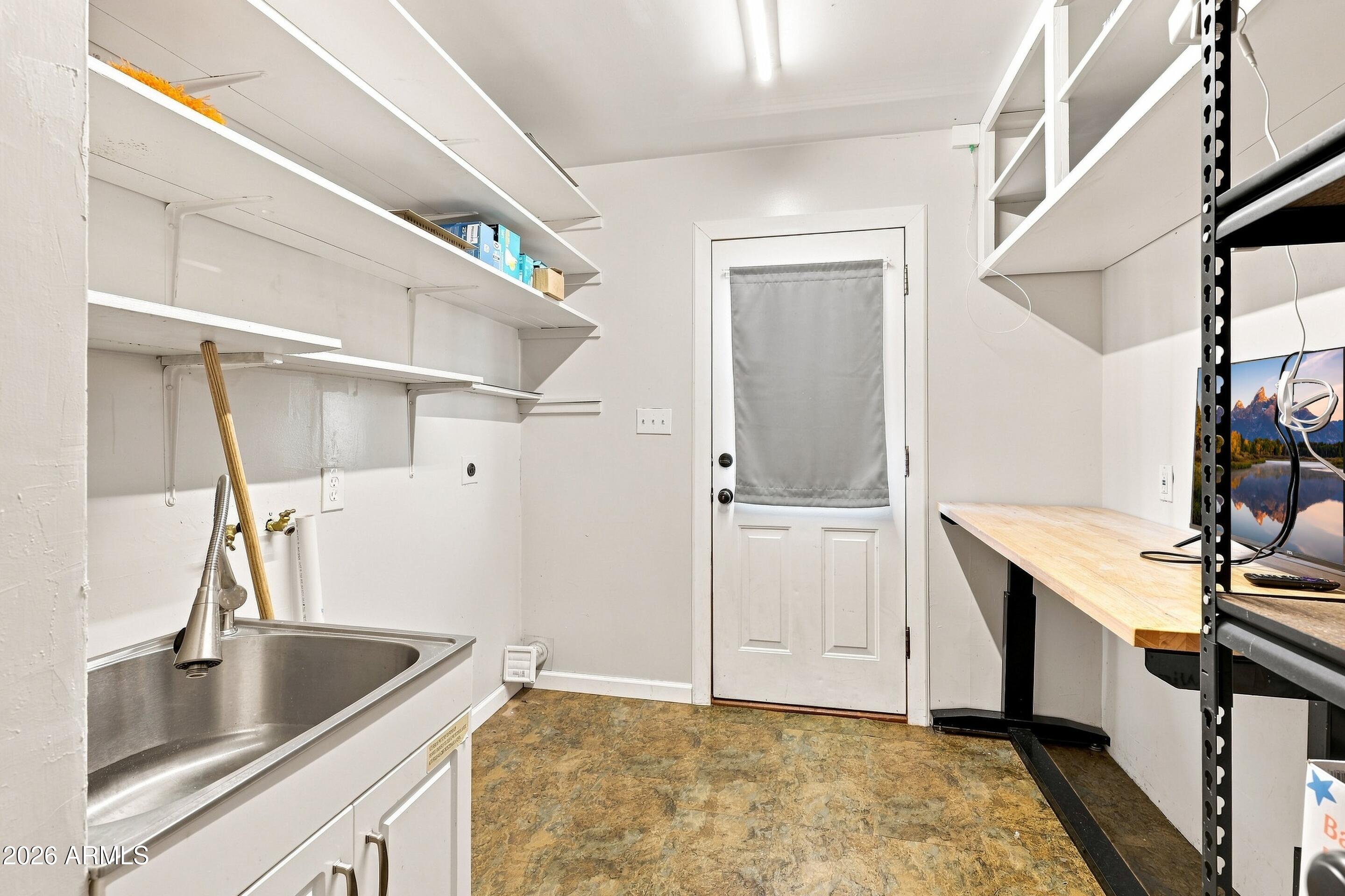 812 West Rim View Road Payson, AZ 85541 - Photo 36 of 44 UPPER LAUNDRY ROOM