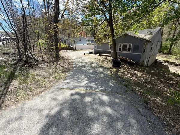 $192,000 | 108 Worcester-Providence Turnpike, Millbury, MA 01527