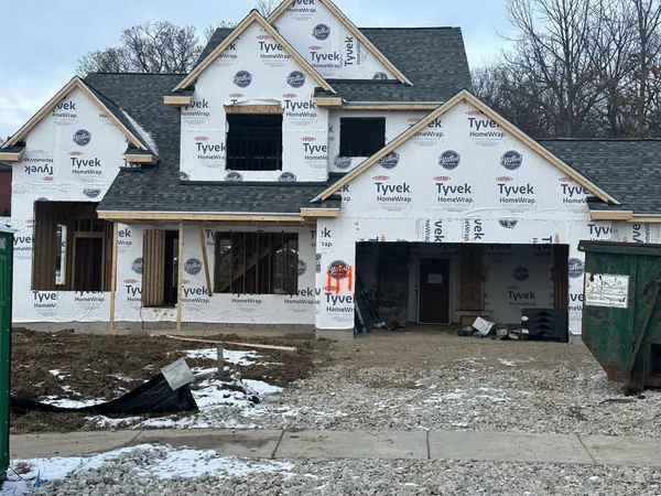 $790,900 | 114 Retzer Vw Court, Waukesha, WI 53188
