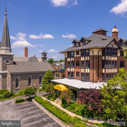 423 Radnor Street Road Wayne, PA 19087 - Photo 18 of 23