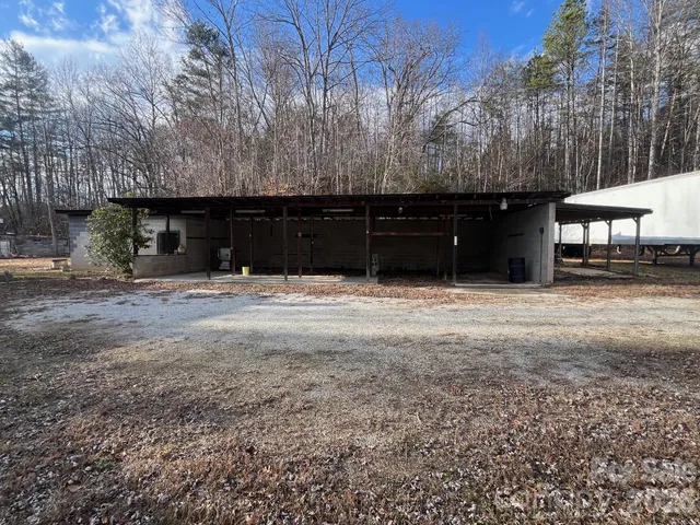 $225,000 | 5167 Highway 221, Marion, NC 28752
