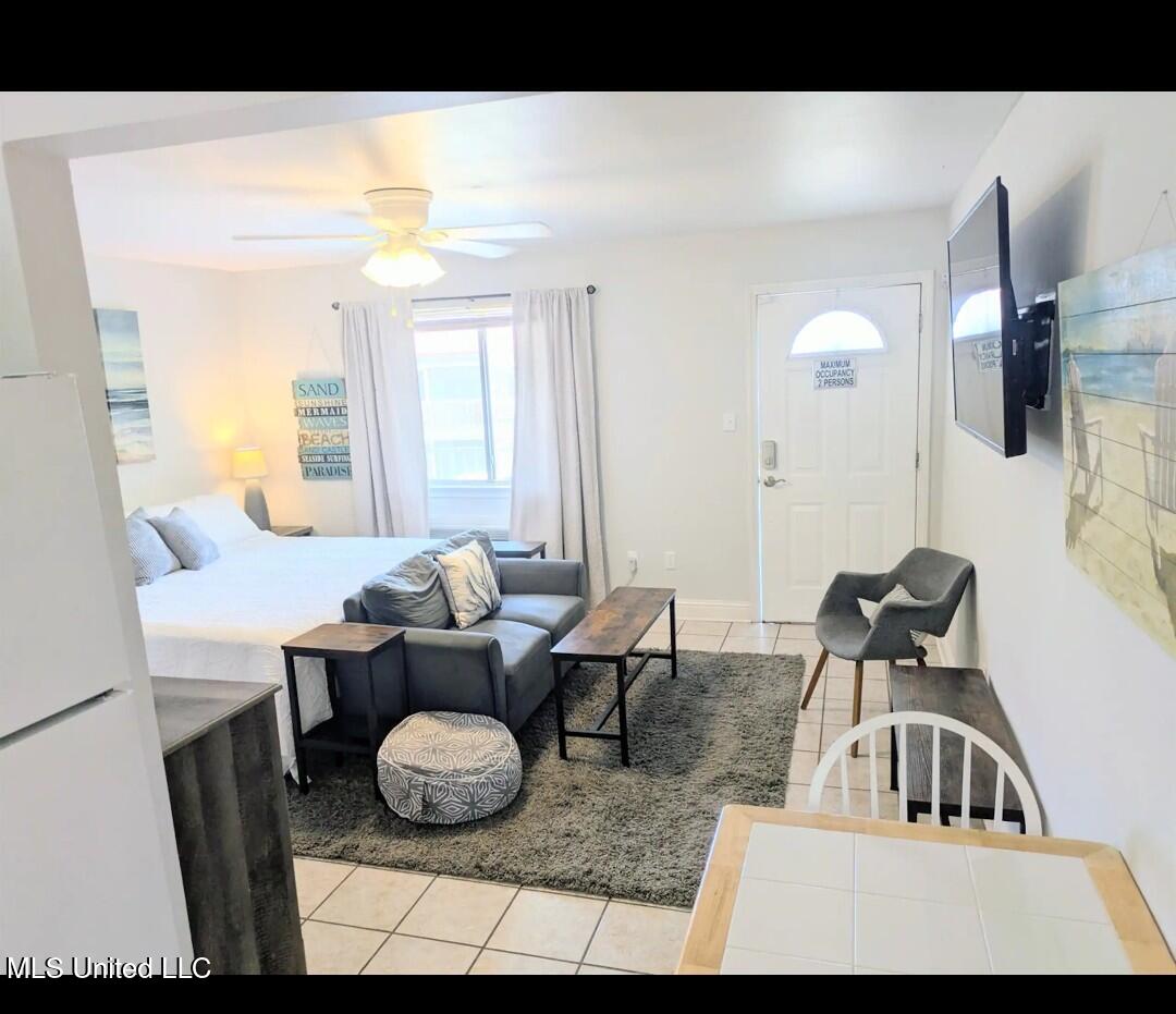 1664 West Beach Boulevard, Unit 25 Biloxi, MS 39531 - Photo 3 of 13 Screenshot_20251220-124600~2