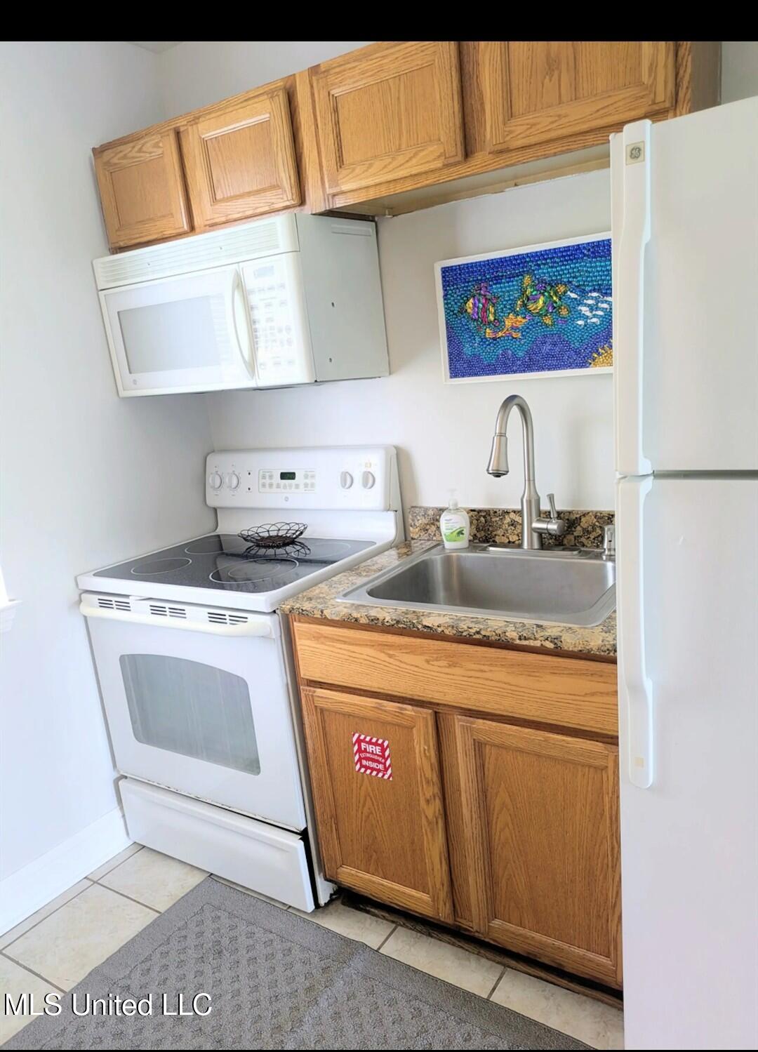 1664 West Beach Boulevard, Unit 25 Biloxi, MS 39531 - Photo 5 of 13 Screenshot_20251220-124621~2