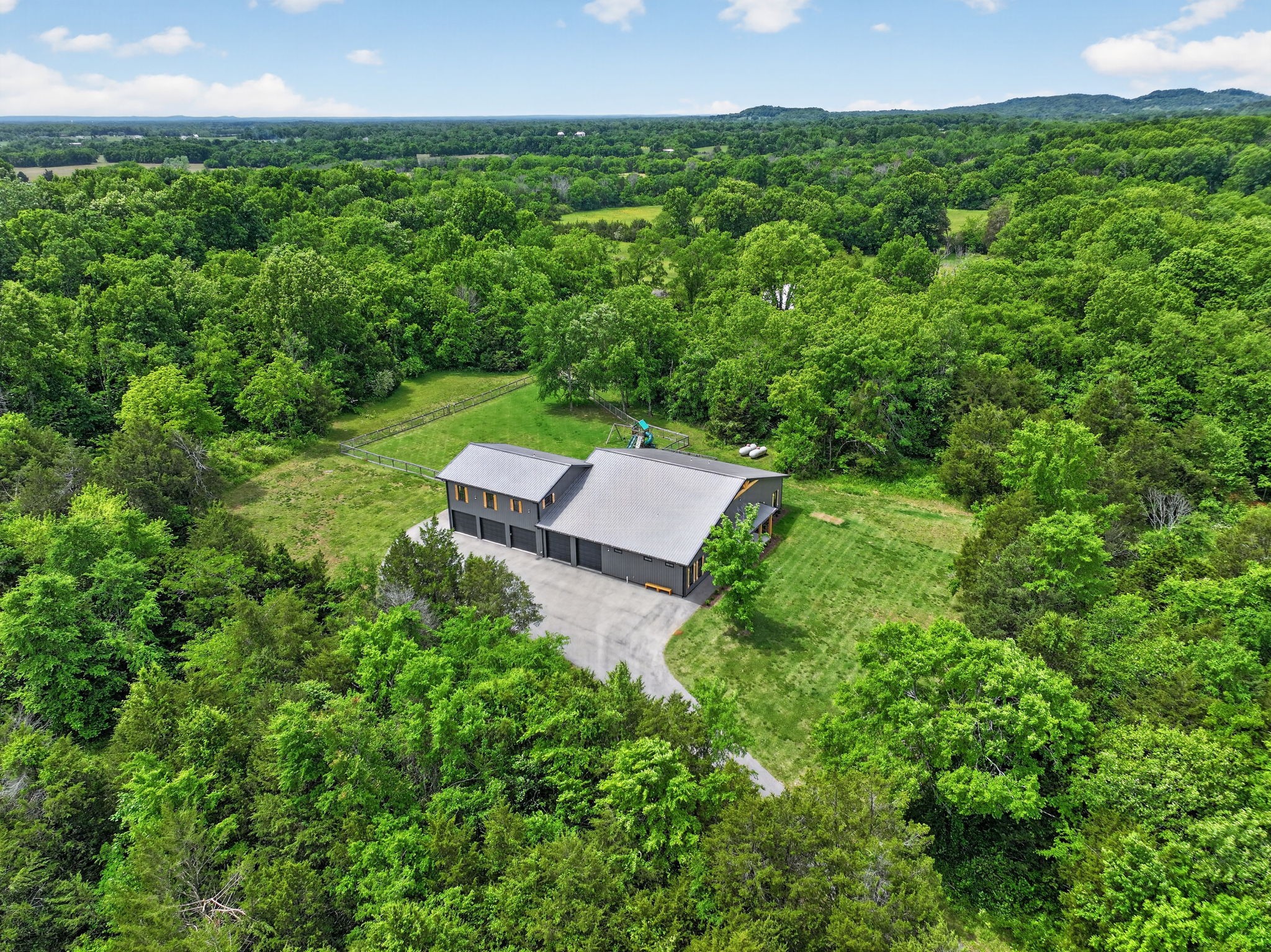 341 Floyd Road Eagleville, TN 37060 - Photo 2 of 75