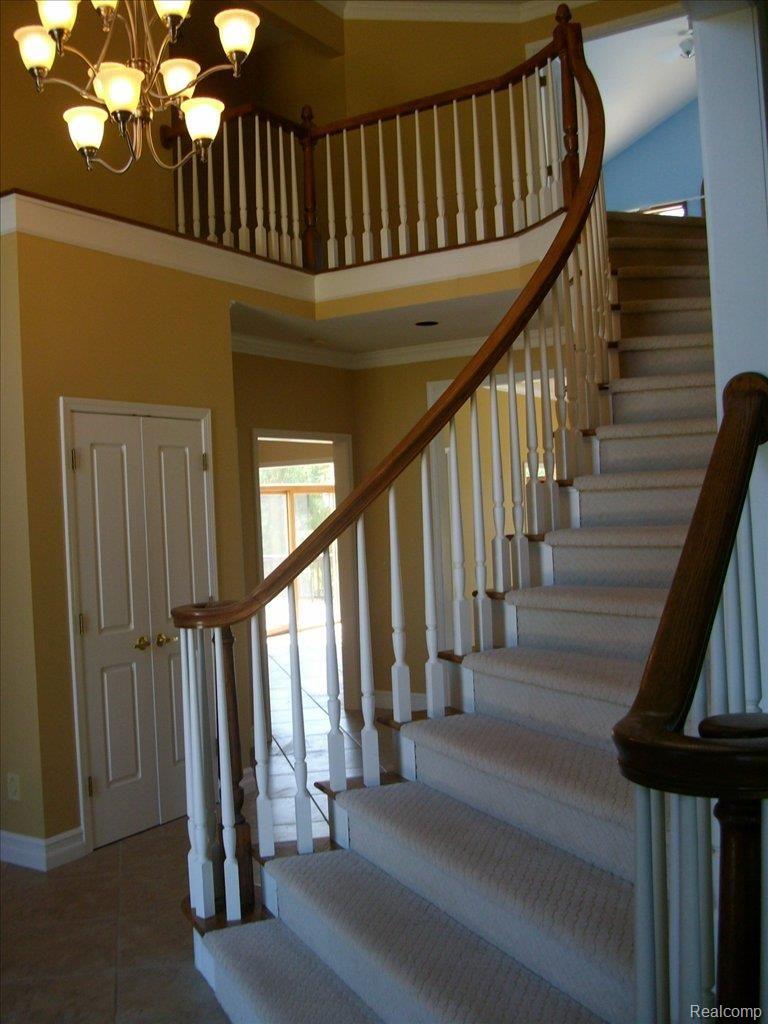 5924 Murfield Drive Rochester, MI 48306 - Photo 5 of 6 SANY2951