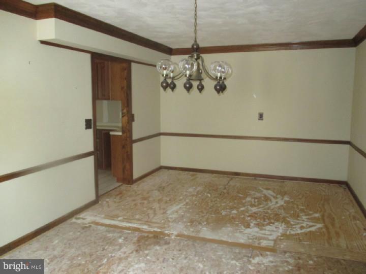 423 Glenloch Road Ridley Park, PA 19078 - Photo 5 of 12 Dining Room