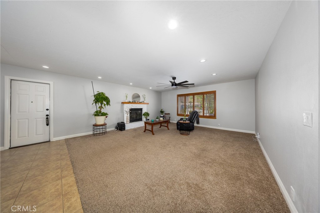 19388 Corwin Road Apple Valley, CA 92307 - Photo 11 of 36