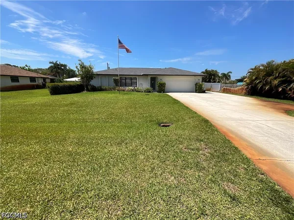 $3,800 | 20620 Pine Tree Lane, Estero, FL 33928