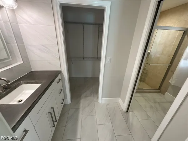 $3,800 | 20620 Pine Tree Lane, Estero, FL 33928