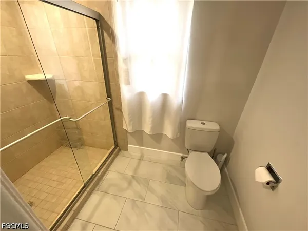 $3,800 | 20620 Pine Tree Lane, Estero, FL 33928