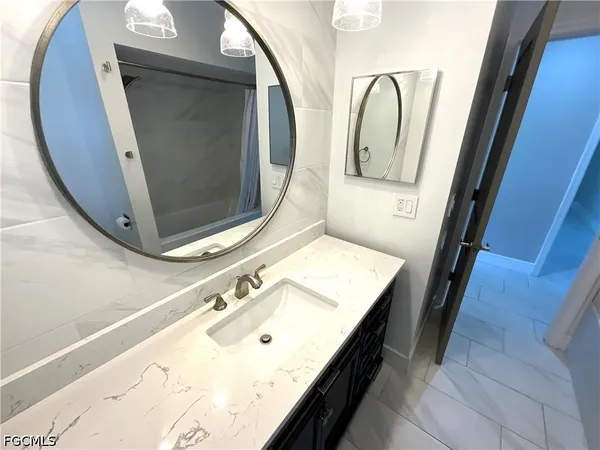 $3,800 | 20620 Pine Tree Lane, Estero, FL 33928