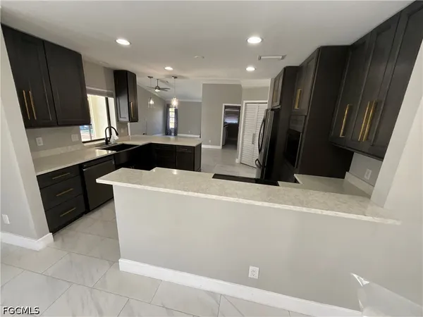 $3,800 | 20620 Pine Tree Lane, Estero, FL 33928