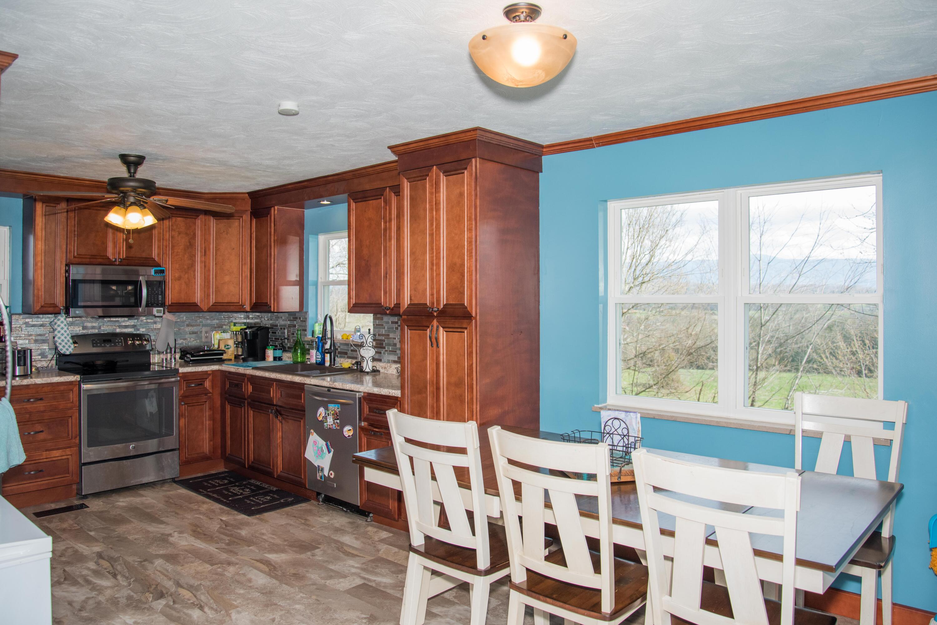 2095 Whirlwind Road Greeneville, TN 37743 - Photo 9 of 50 DSC_5376