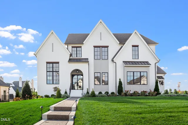 a black and white photo of a room