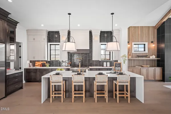 a view of house and outdoor space