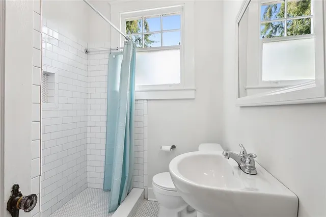 $1,600 | 317 State Street, New Orleans, LA 70118