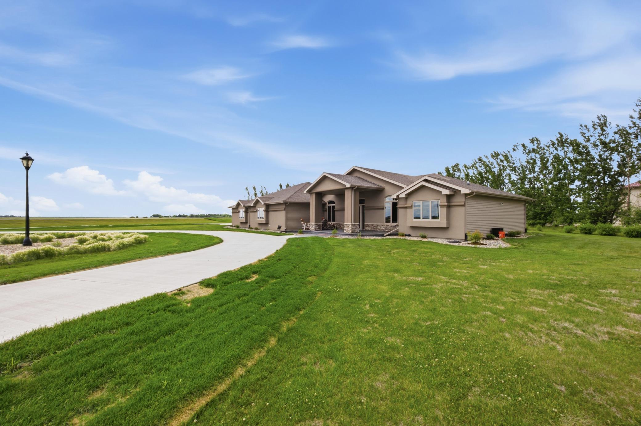 16496 42nd Street Southeast Mapleton, ND 58059 - Photo 3 of 75