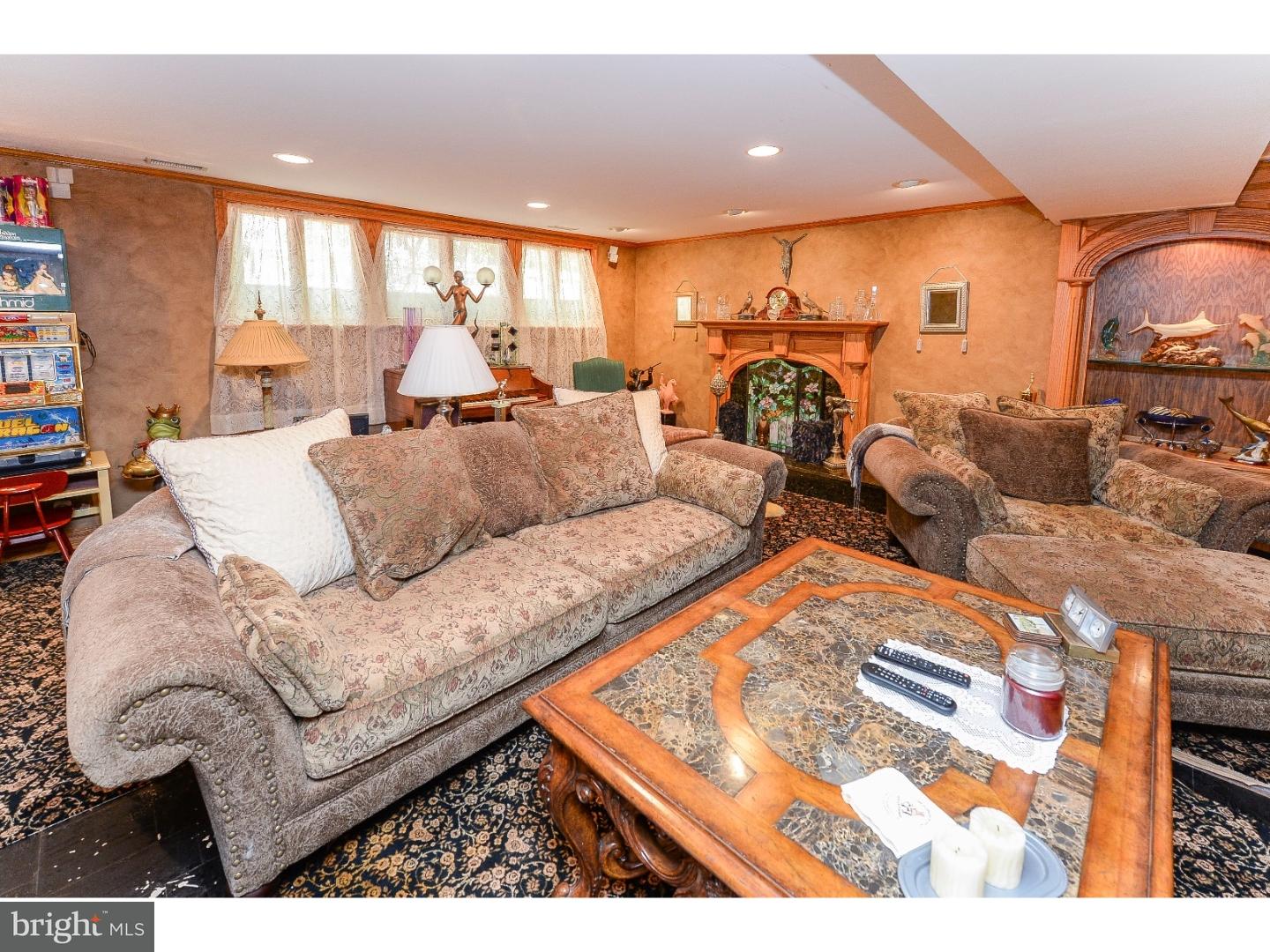 7 Windgate Road Cherry Hill, NJ 08003 - Photo 19 of 25 Family Room
