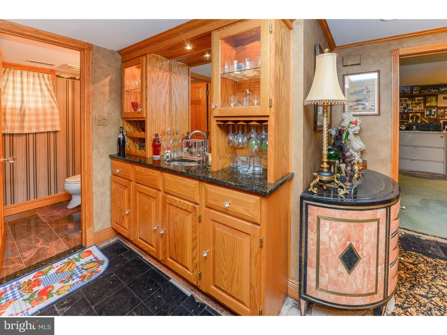 7 Windgate Road Cherry Hill, NJ 08003 - Photo 20 of 25 Family Room