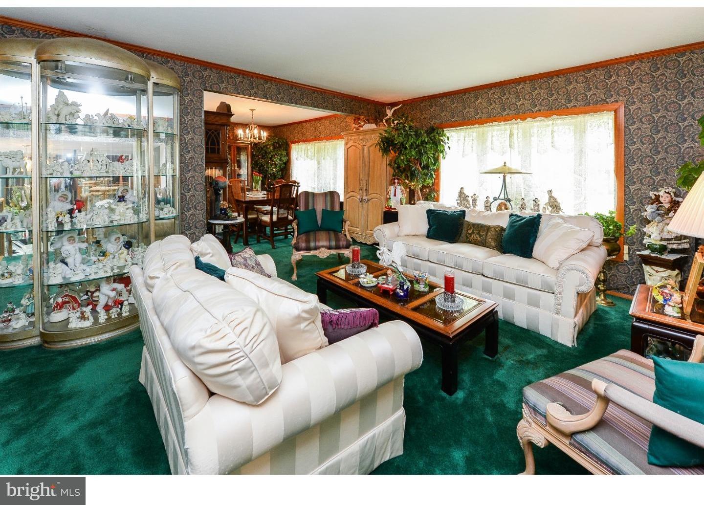 7 Windgate Road Cherry Hill, NJ 08003 - Photo 6 of 25 Living Room