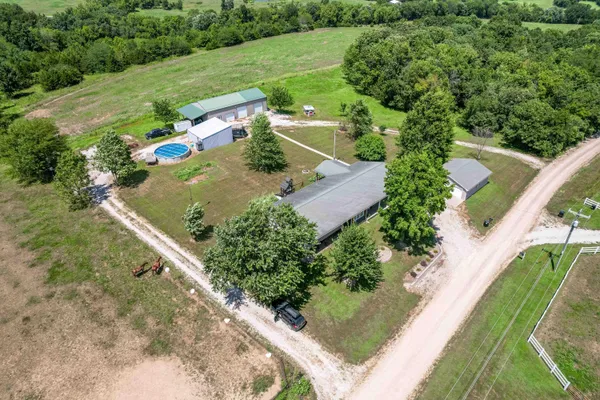 $490,000 | 33610 Wieneke Branch Road, California, MO 65018