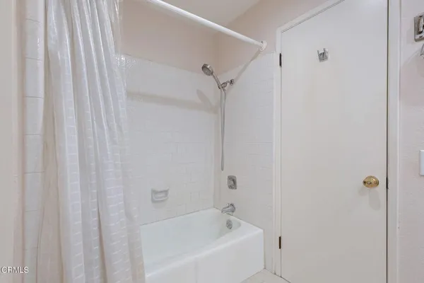 a bathroom with a bathtub