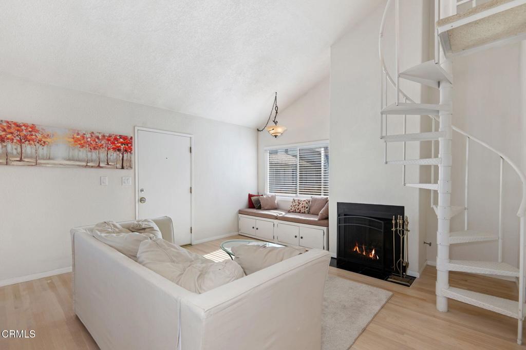 5125 West Wooley Road, Unit 5 Oxnard, CA 93035 - Photo 6 of 29