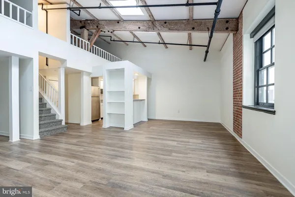 $2,495 | 303 Vine Street, Unit 208, Philadelphia, PA 19106