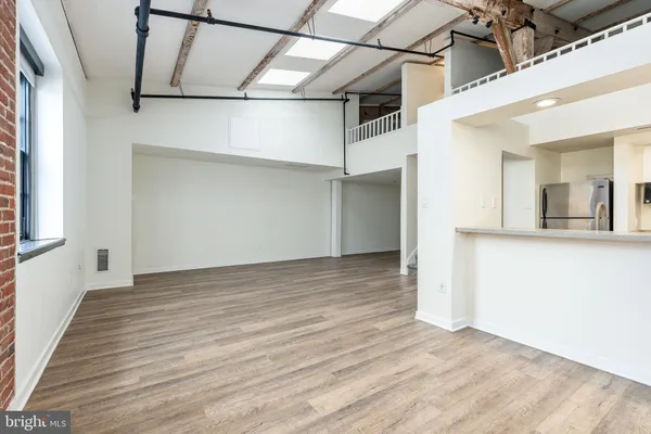 $2,495 | 303 Vine Street, Unit 208, Philadelphia, PA 19106