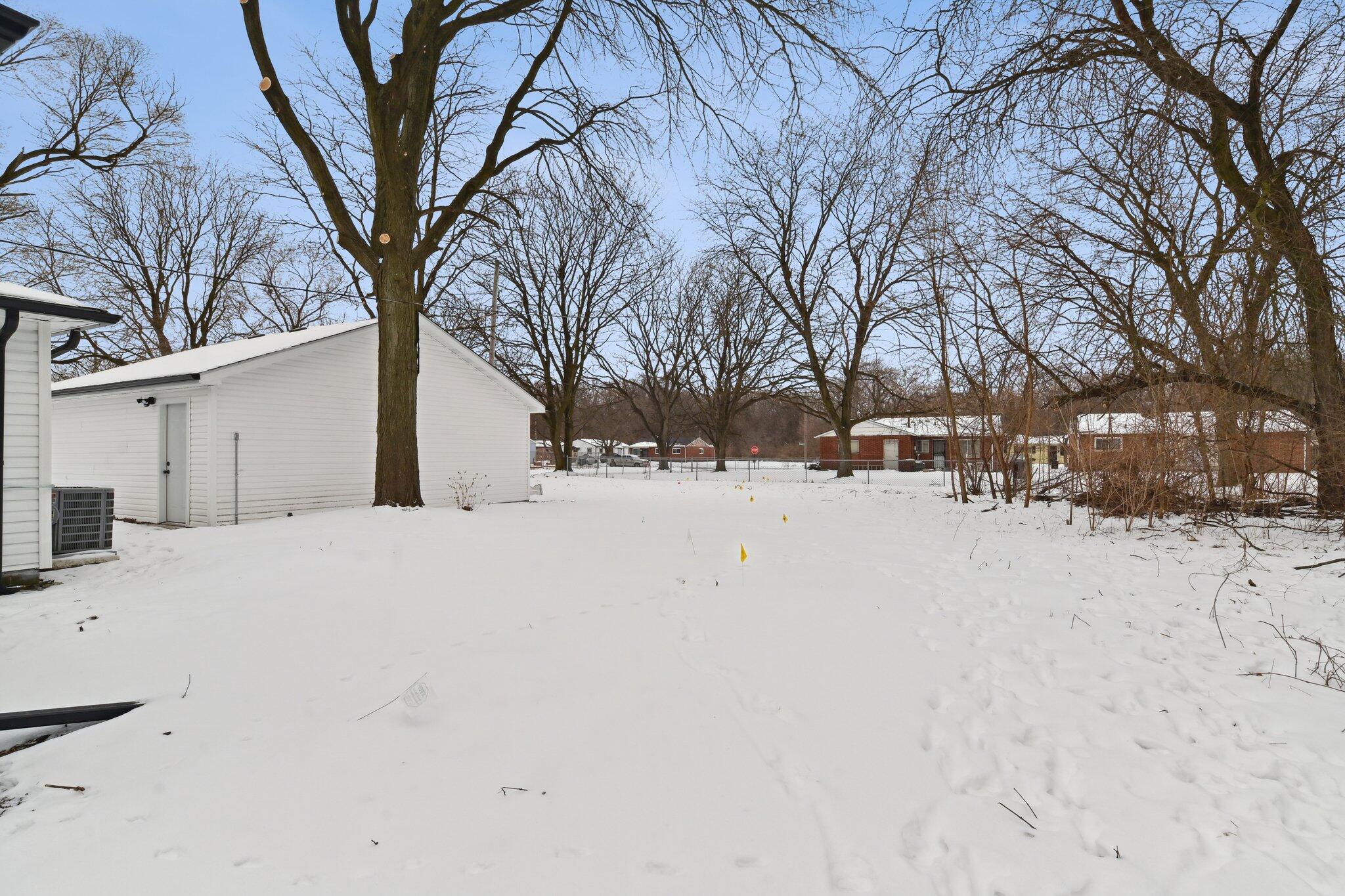 984 Stevenson Street Gary, IN 46406 - Photo 18 of 19 2048x1365