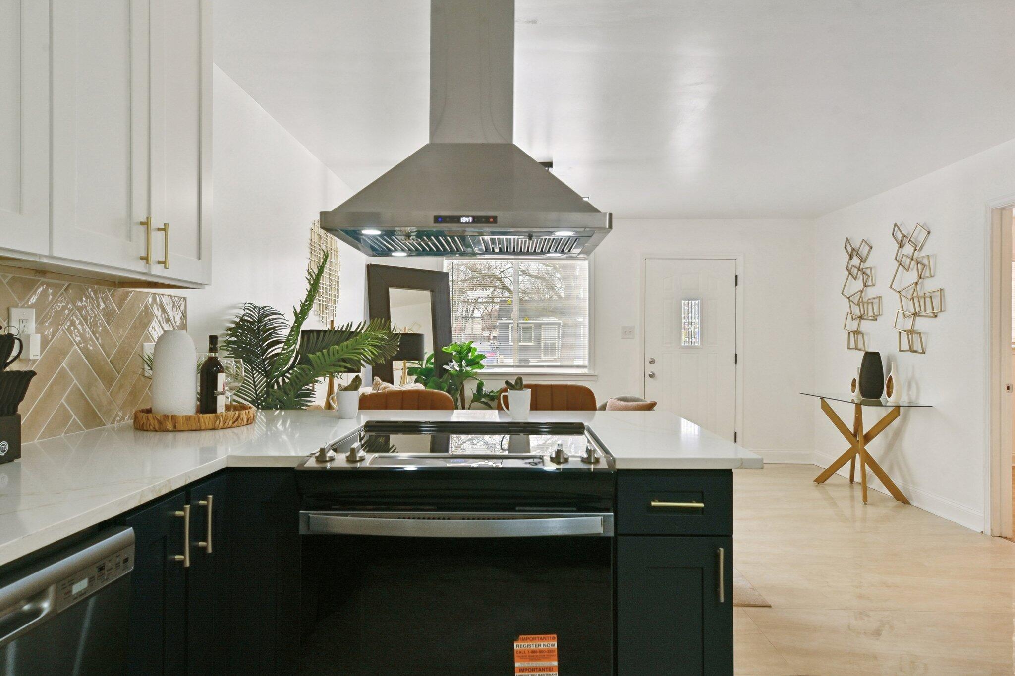 984 Stevenson Street Gary, IN 46406 - Photo 8 of 19 2048x1365