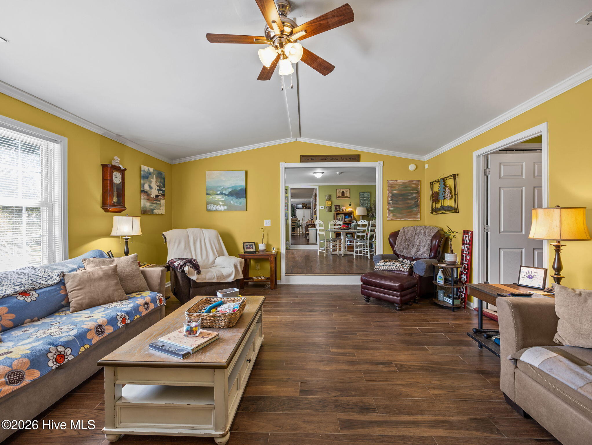 855 Belgrade-Swansboro Road Hubert, NC 28539 - Photo 30 of 54 Family Room 03